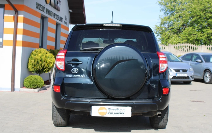 Toyota RAV4 cena 39900 przebieg: 274513, rok produkcji 2011 z Dukla małe 407